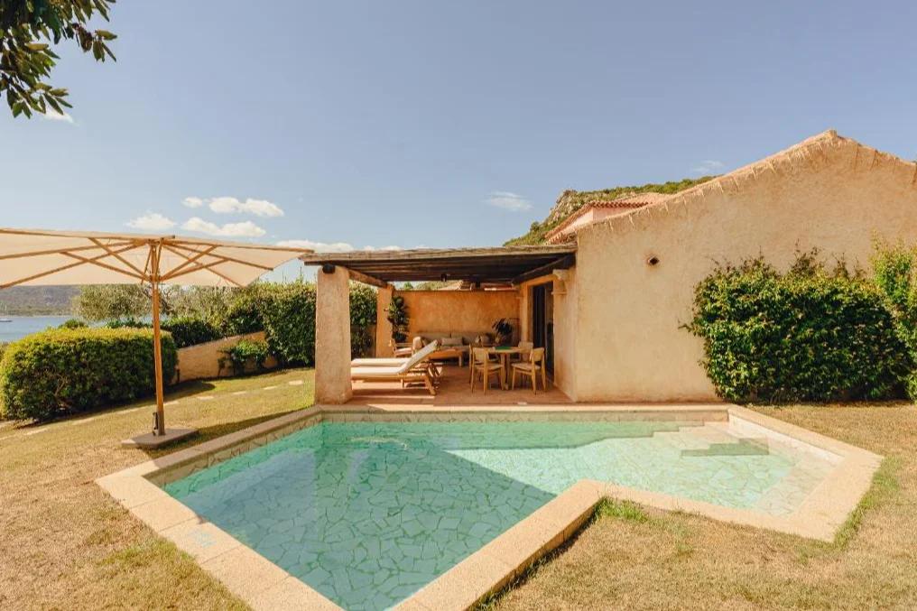 Aethos Hotel Sardinie | villa met eigen zwembad